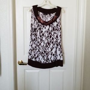 Avenue Tops - AVENUE NWT BROWN/WHITE SEQUIN & BEADED TOP Avenue Tops - AVENUE NWT BROWN/WHITE SEQUIN & BEADED TOP